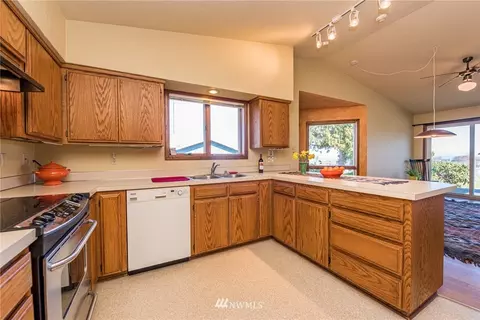 61 S Olympic View Ave, Sequim, WA 98382 photo 13