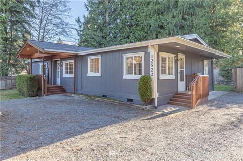 12522 28th Pl W, Everett, WA 98204 photo 1