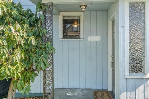 1117 E Marine View Dr, Everett, WA 98201 photo 2