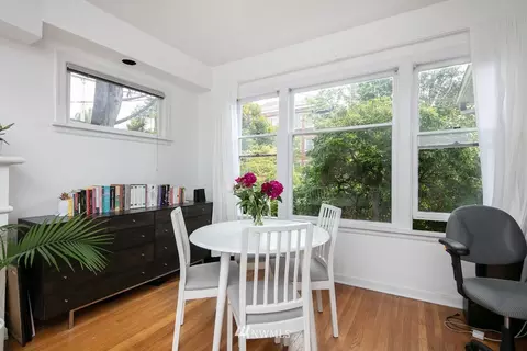 751 Broadway E, Seattle, WA 98102 photo 5