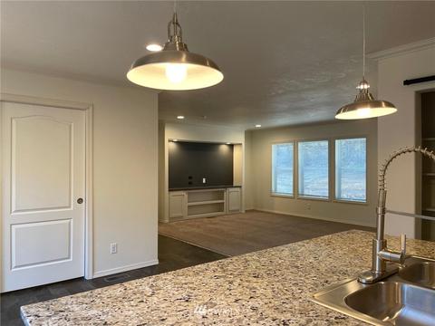 813 Tipsoo Loop S, Rainier, WA 98576 photo 10