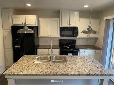 813 Tipsoo Loop S, Rainier, WA 98576 photo 6