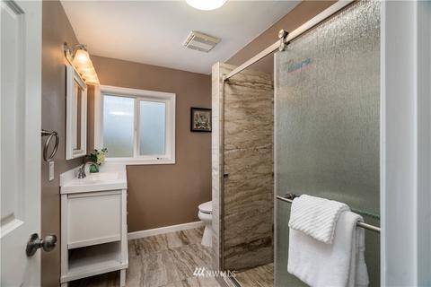 913 E Maclyn St, Kent, WA 98030 photo 27