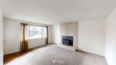 1816 Florence St, Enumclaw, WA 98022 photo 3