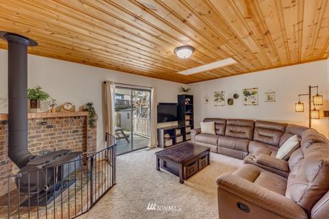 633 Harvest Rd, Bothell, WA 98012 photo 17