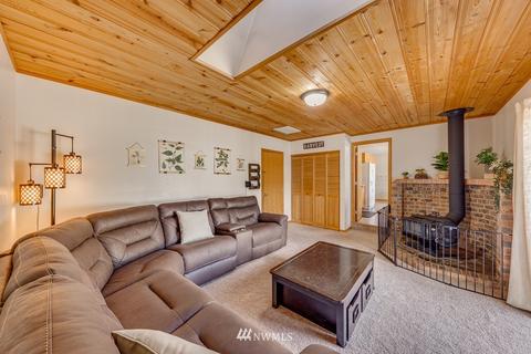633 Harvest Rd, Bothell, WA 98012 photo 18