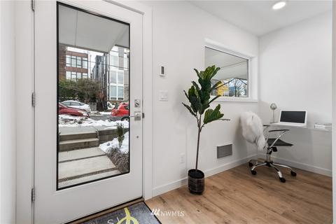 1326 E Spring St, Seattle, WA 98122 photo 3