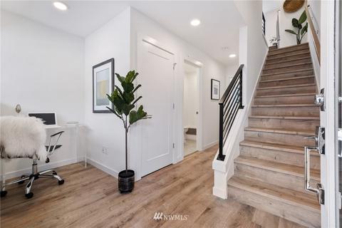 1326 E Spring St, Seattle, WA 98122 photo 25