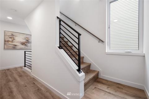 1326 E Spring St, Seattle, WA 98122 photo 17
