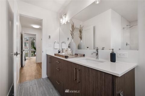 1326 E Spring St, Seattle, WA 98122 photo 20