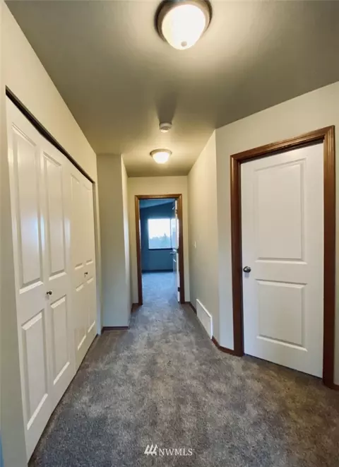 566 E Marine View Dr #A, Everett, WA 98201 photo 14