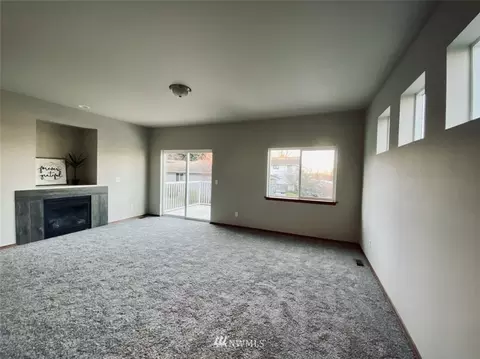 566 E Marine View Dr #A, Everett, WA 98201 photo 6