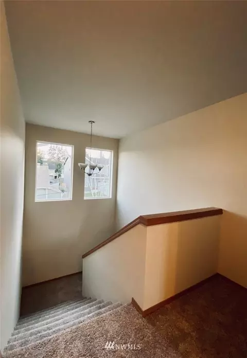 566 E Marine View Dr #A, Everett, WA 98201 photo 12
