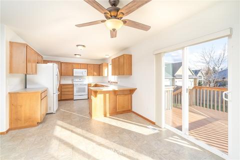 1912 199th St E, Spanaway, WA 98387 photo 8