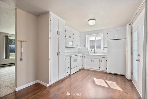 16922 18th Ave E, Spanaway, WA 98387 photo 6
