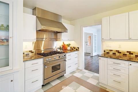 1122 N 77th St, Seattle, WA 98103 photo 12