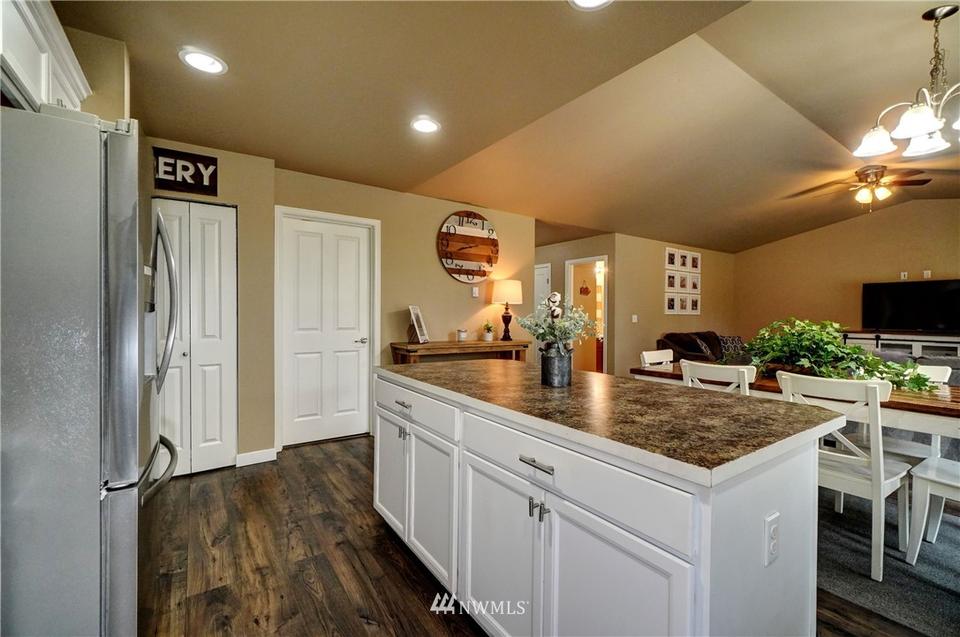  23519 152nd Ave E, Graham, WA 98338 photo 13