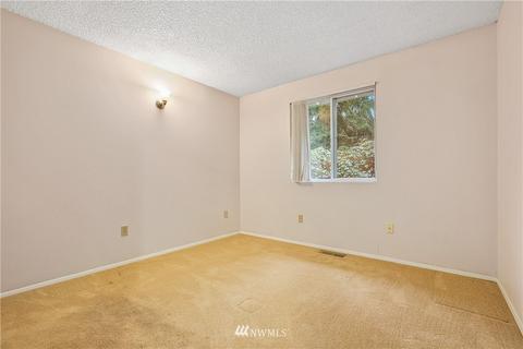 414 208th St SE, Bothell, WA 98012 photo 24
