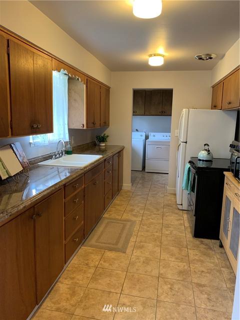 3415 Porter St, Enumclaw, WA 98022 photo 6