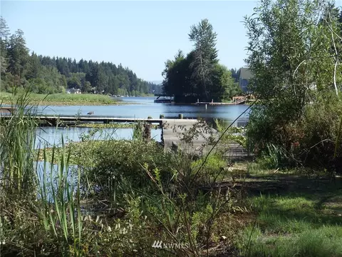 7320 14th Ave SE, Lacey, WA 98503