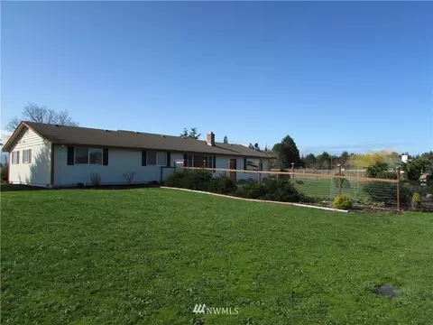 102 Tulip Ln, Sequim, WA 98382 photo 3