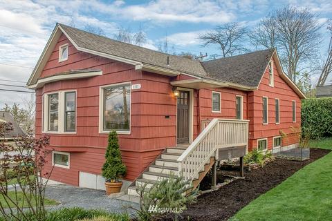 1111 E Hamlin St, Seattle, WA 98102 photo 1