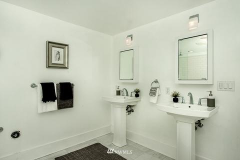 1111 E Hamlin St, Seattle, WA 98102 photo 28