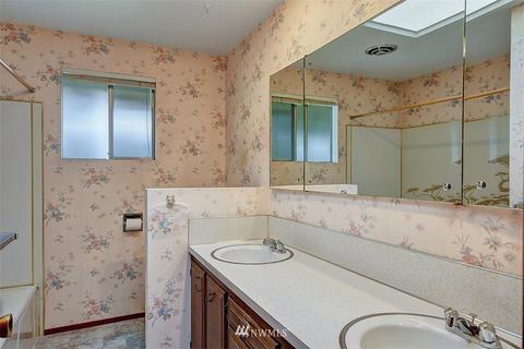 1932 108th St SE, Everett, WA 98208 photo 8