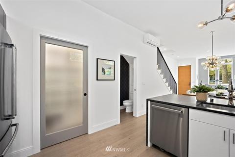 166 20th Ave E, Seattle, WA 98112 photo 8