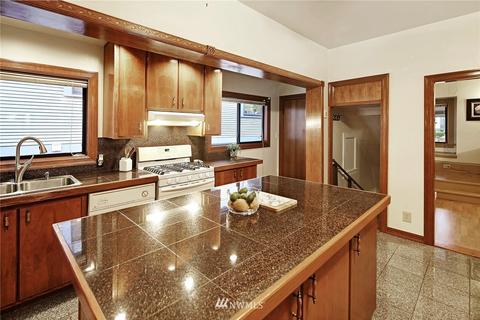 1206 16th Ave E, Seattle, WA 98112 photo 8
