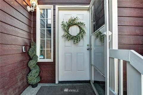 8932 W Mall Dr, Everett, WA 98208 photo 3