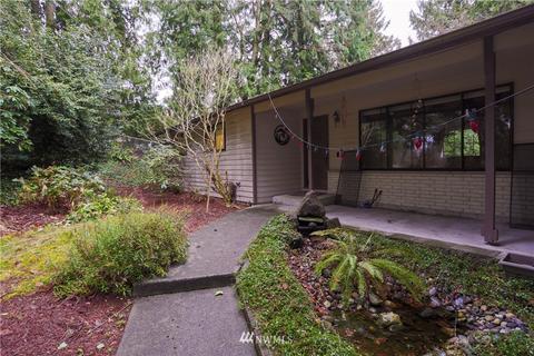 801 Duchess Rd, Bothell, WA 98012 photo 3