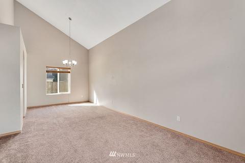 8608 204th St Ct E, Spanaway, WA 98387 photo 5