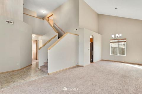 8608 204th St Ct E, Spanaway, WA 98387 photo 2