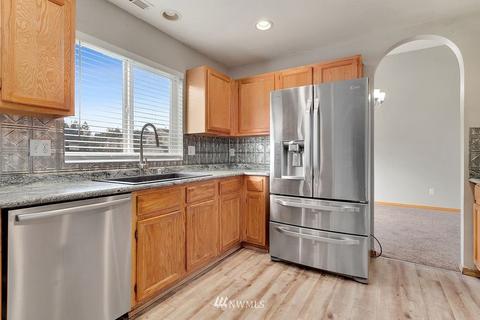 8608 204th St Ct E, Spanaway, WA 98387 photo 6