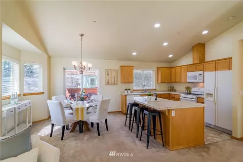 7432 Upper Ridge Rd, Everett, WA 98203 photo 5