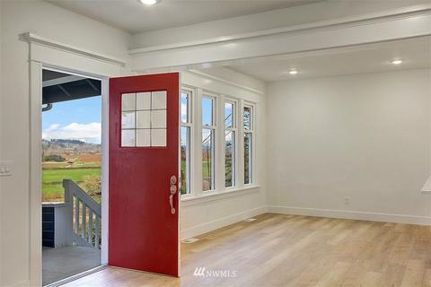 7804 Larimer Rd, Everett, WA 98208 photo 2