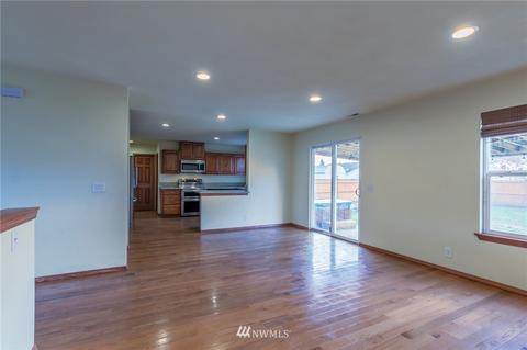 1017 Boatman Ave NW, Orting, WA 98360 photo 6