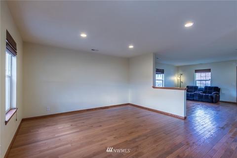 1017 Boatman Ave NW, Orting, WA 98360 photo 10