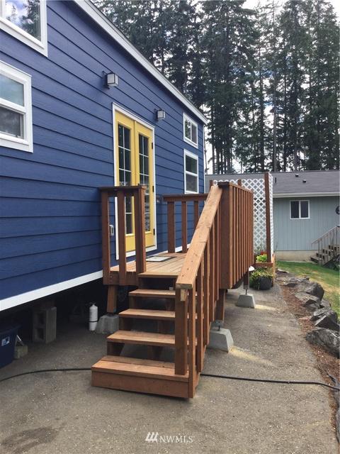 600 Emerald Lake Dr E, Grapeview, WA 98546 photo 4