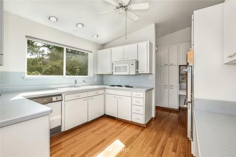 5231 S Othello St, Seattle, WA 98118 photo 9