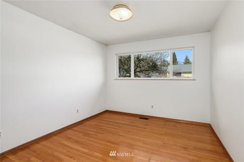 5231 S Othello St, Seattle, WA 98118 photo 14
