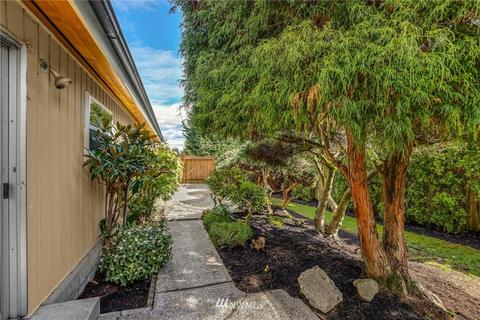 5231 S Othello St, Seattle, WA 98118 photo 28