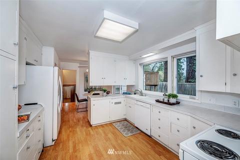 21122 Royal Anne Rd, Bothell, WA 98021 photo 9