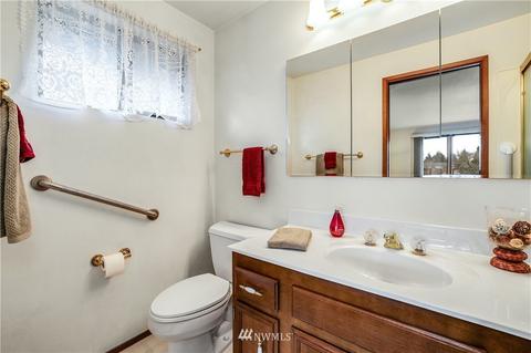 8935 NE 192nd Pl, Bothell, WA 98011 photo 19
