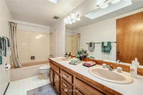 8935 NE 192nd Pl, Bothell, WA 98011 photo 21