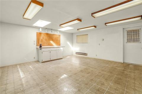 8935 NE 192nd Pl, Bothell, WA 98011 photo 24