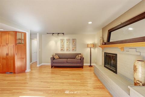 16928 1st Ave SE, Bothell, WA 98012 photo 10