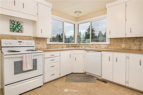 6303 Rockefeller Ave SE, Everett, WA 98203 photo 9
