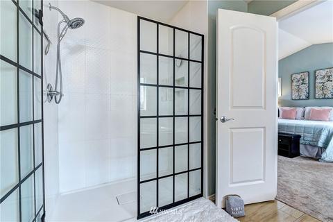 18805 35th Dr SE, Bothell, WA 98012 photo 23